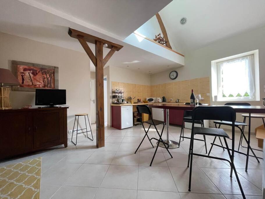 Logis Saint-Martin By Melrose Apartment Exterior photo